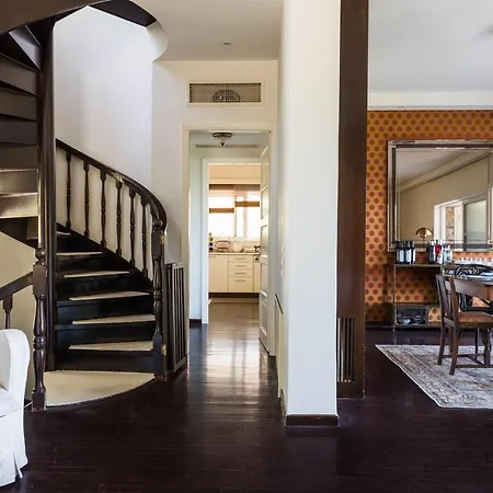 Old Sport Mansion Villa Mikrá Mandínia